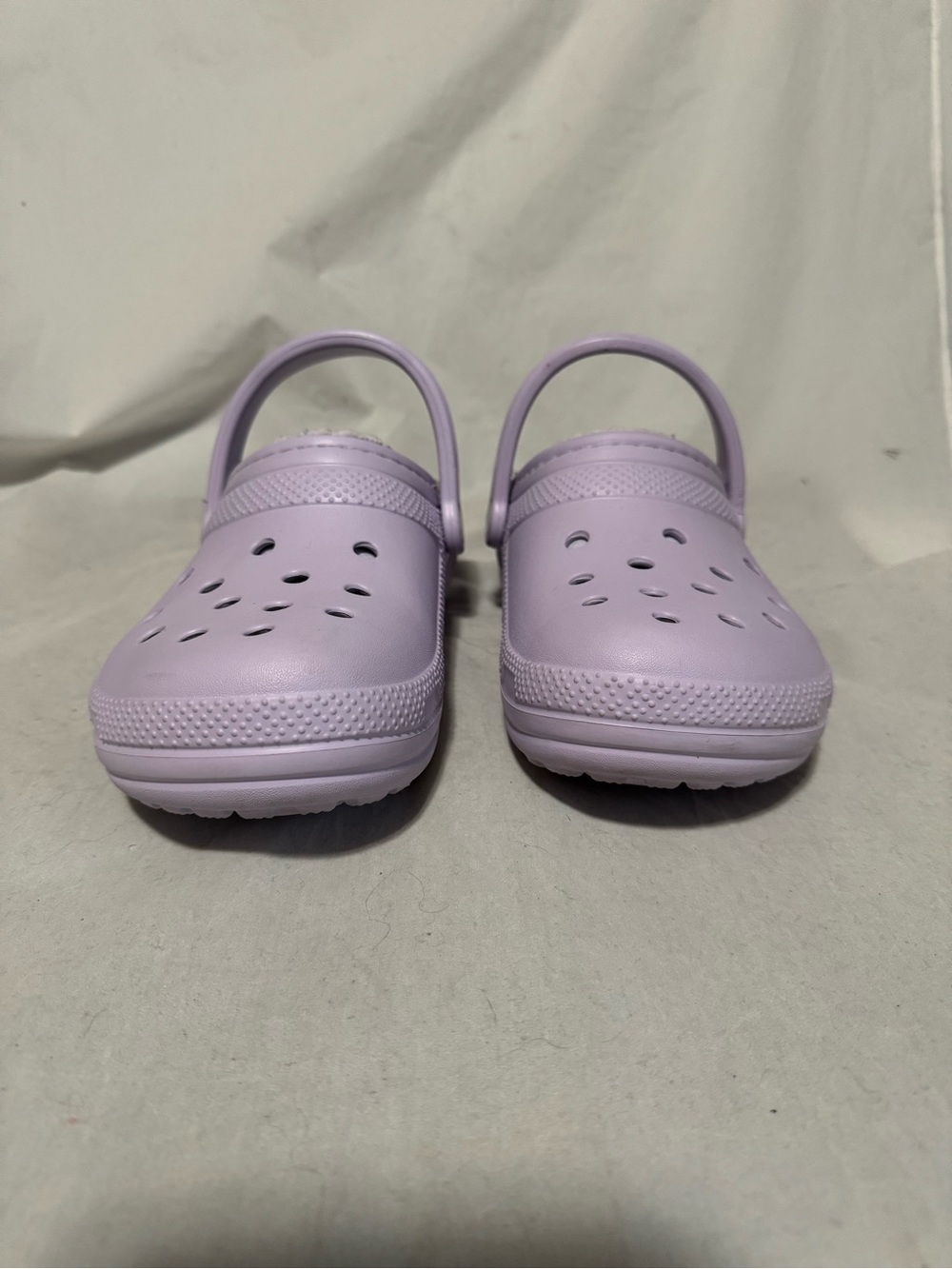 Crocs Lavender Faux Fur Lined Classic Clogs Shoes Women’s Size 8 Men Size 6
